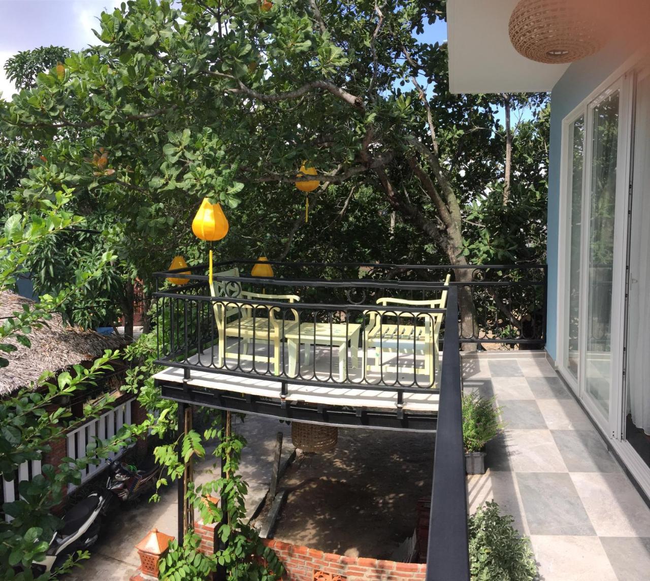 Habitación Familiar con vistas al jardín