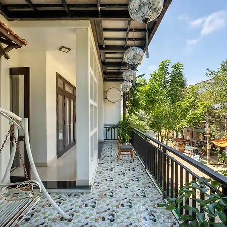 Rockmouse Centre River Villa Hoi An-2